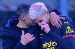  梅西球迷冲进球场视频 -im电竞官网入口