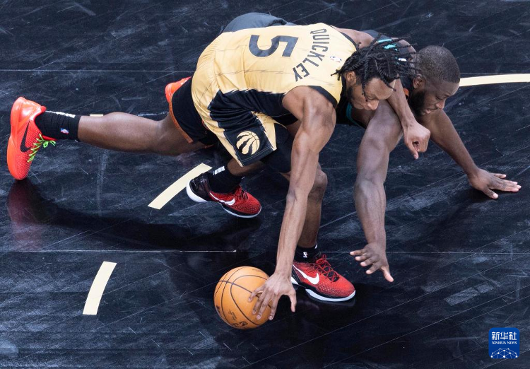 包含赛地聚焦——NBA常规赛清晨热度飙升;塞维利亚回应争议;管理层满意;身体对抗强度拉满的词条 包含赛地聚焦——NBA常规赛清晨热度飙升;塞维利亚回应争议;管理层满意;身体对抗强度拉满的词条